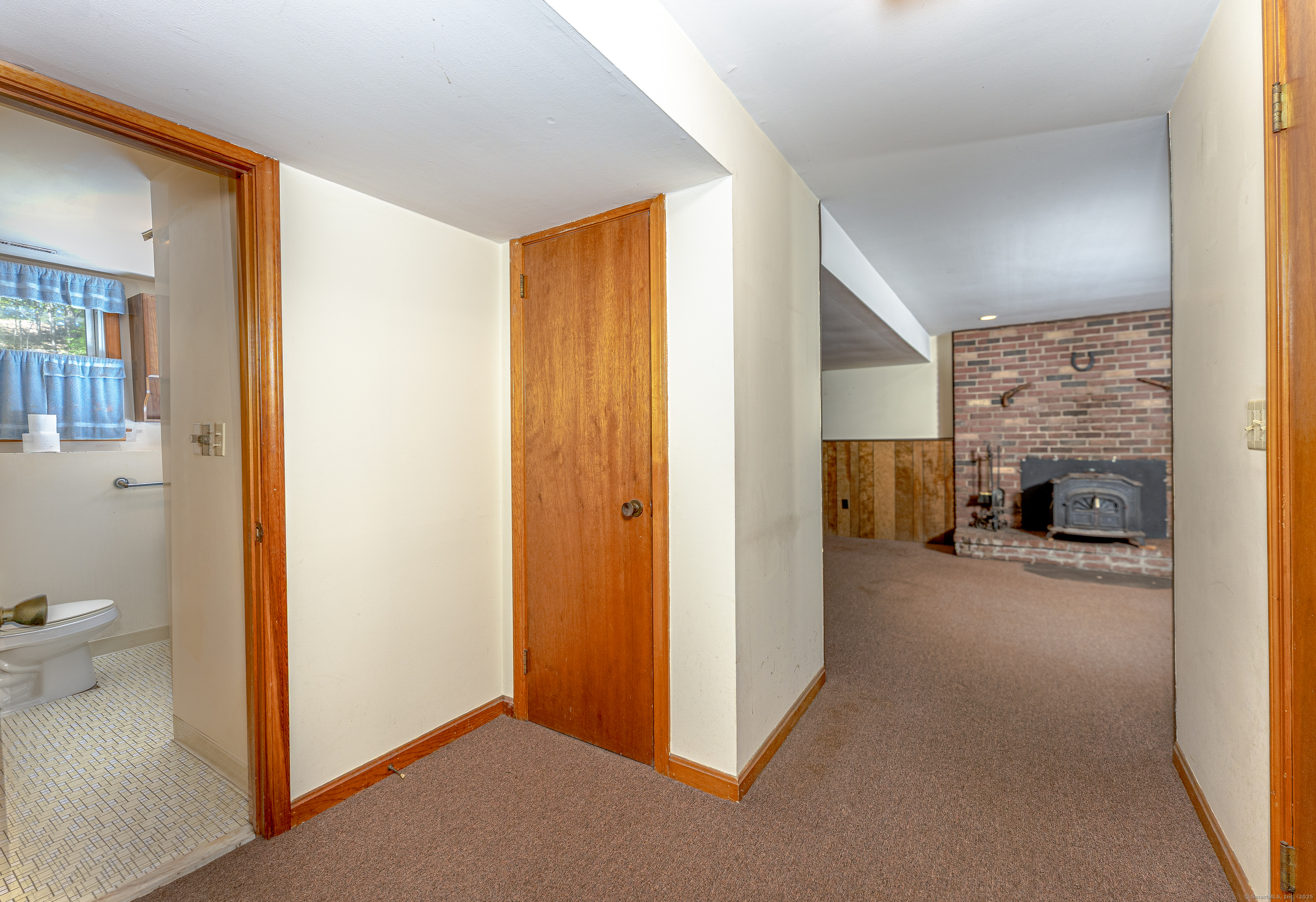 45 Renshaw Road, Hamden, Connecticut image 27