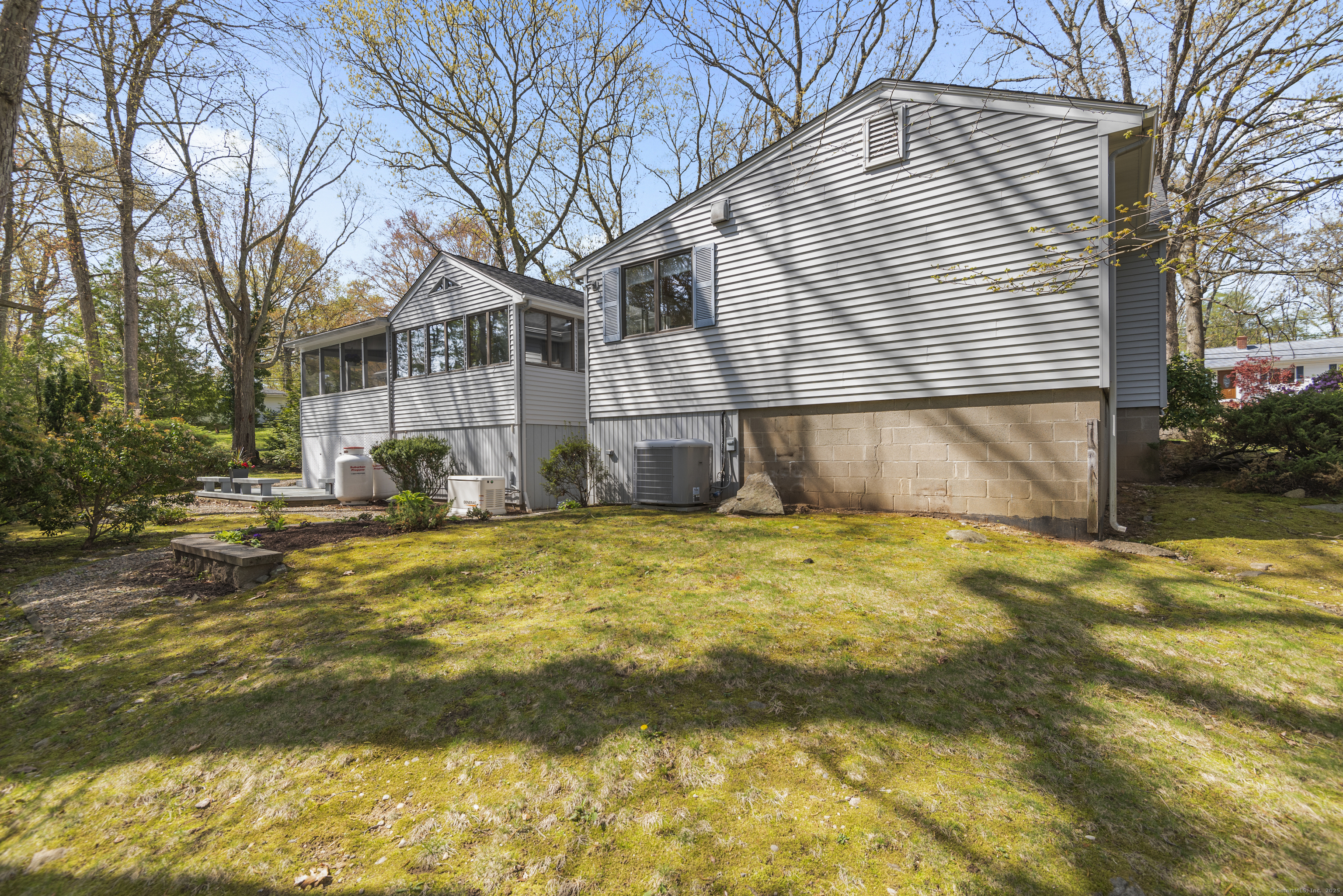 33 Woodland Road, East Lyme, Connecticut image 3