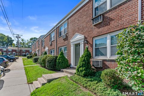 Tiny photo for 323 Hamilton Court #A, Stamford, CT 06902 (MLS # 24186990)