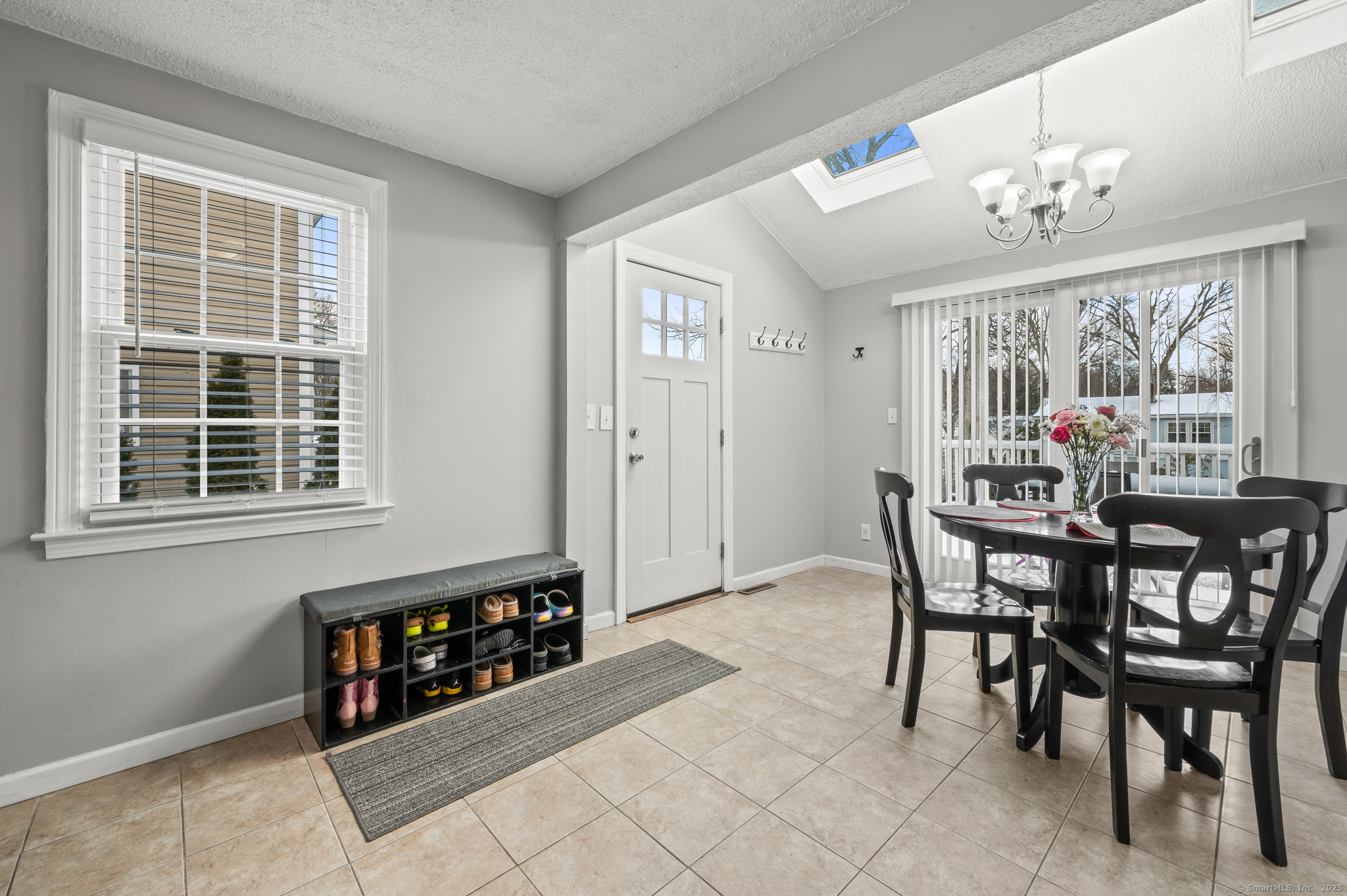 75 Heather Lane, New Britain, Connecticut image 8