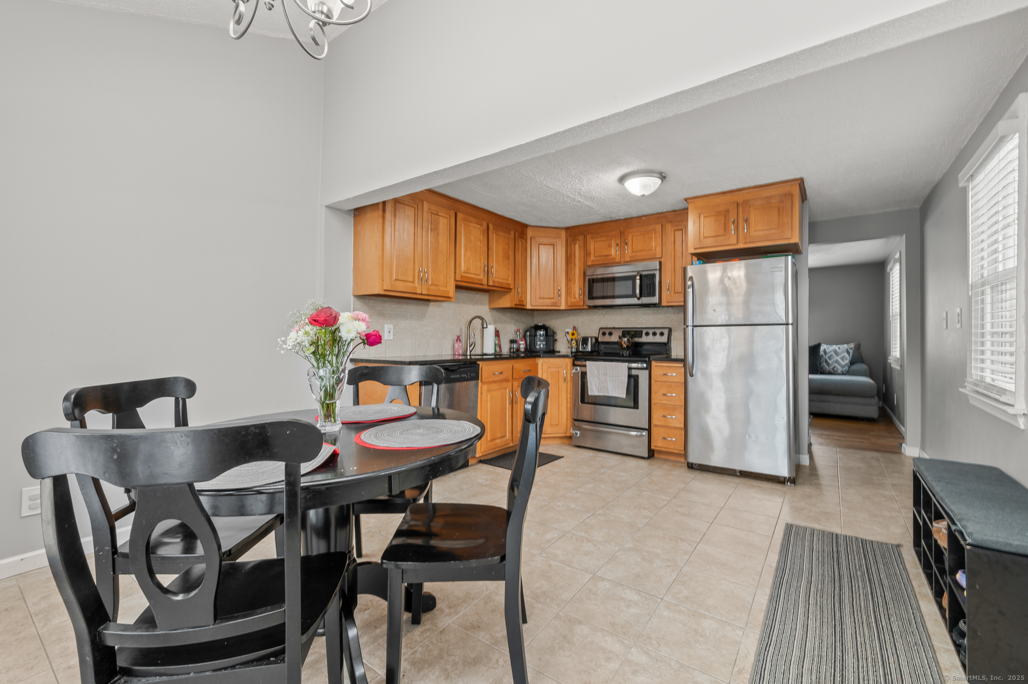 75 Heather Lane, New Britain, Connecticut image 5