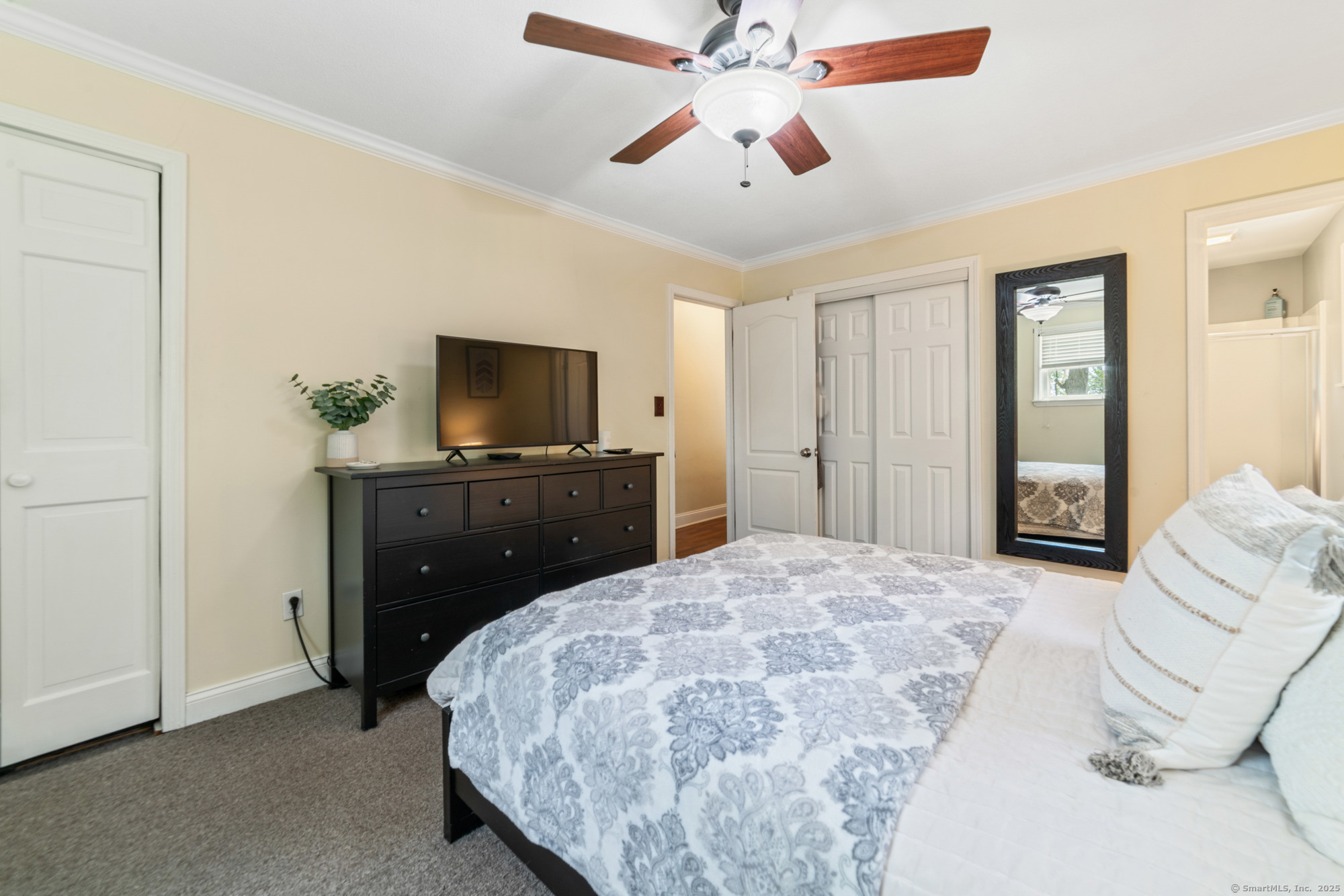 35 Patricia Lane, Wolcott, Connecticut image 13