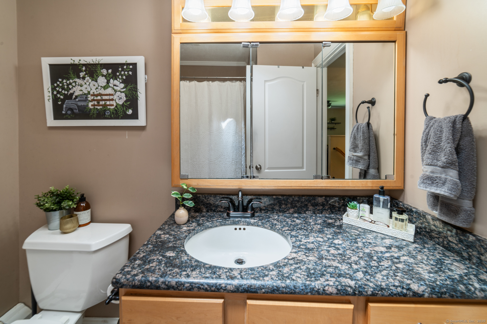 35 Patricia Lane, Wolcott, Connecticut image 11