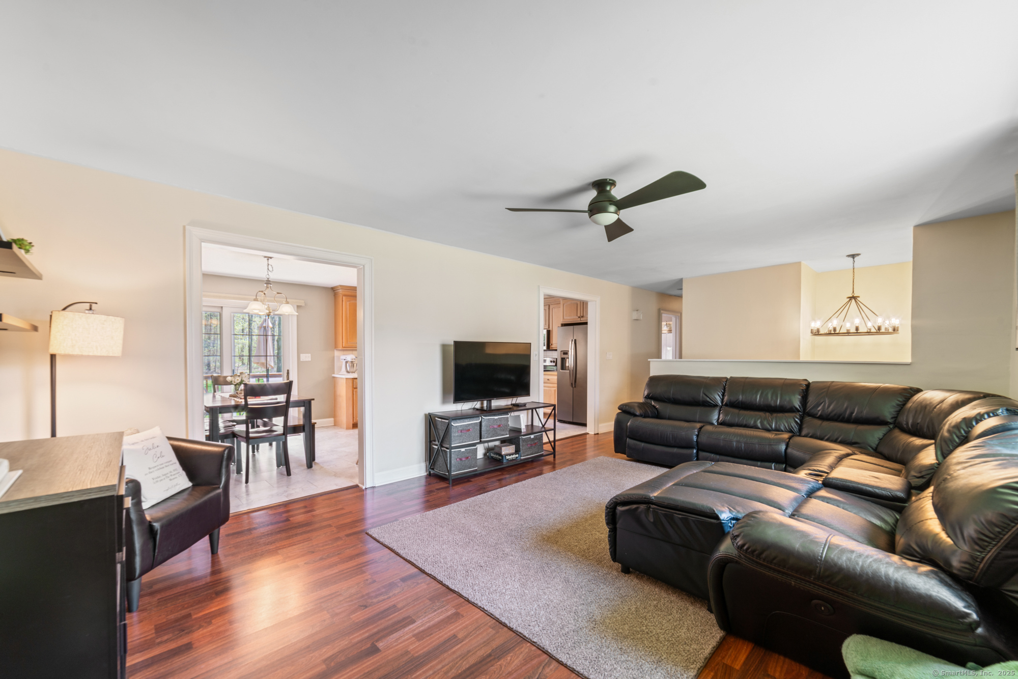 35 Patricia Lane, Wolcott, Connecticut image 9