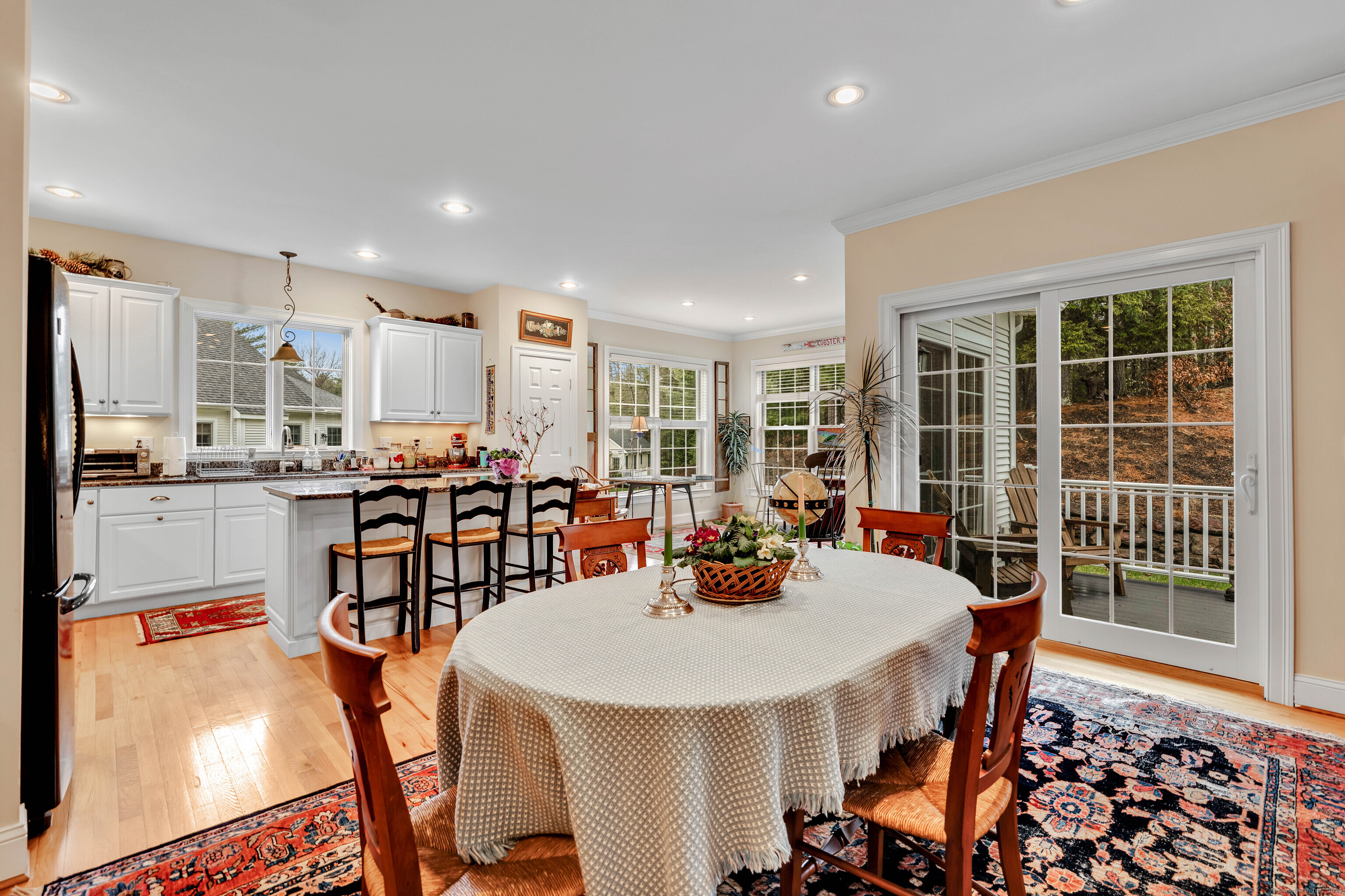 27 Bantry Road, Simsbury, Connecticut image 8