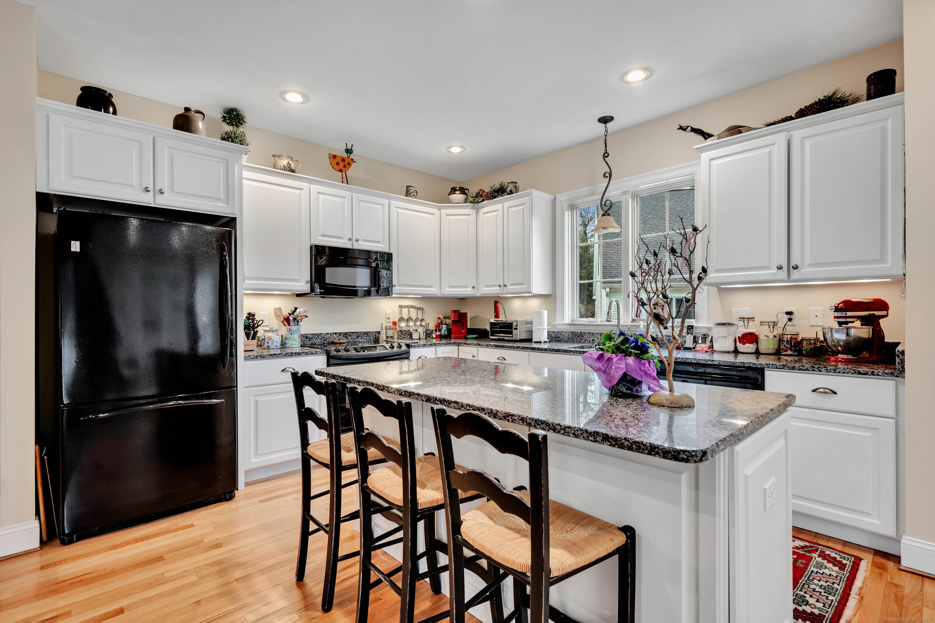 27 Bantry Road, Simsbury, Connecticut image 10