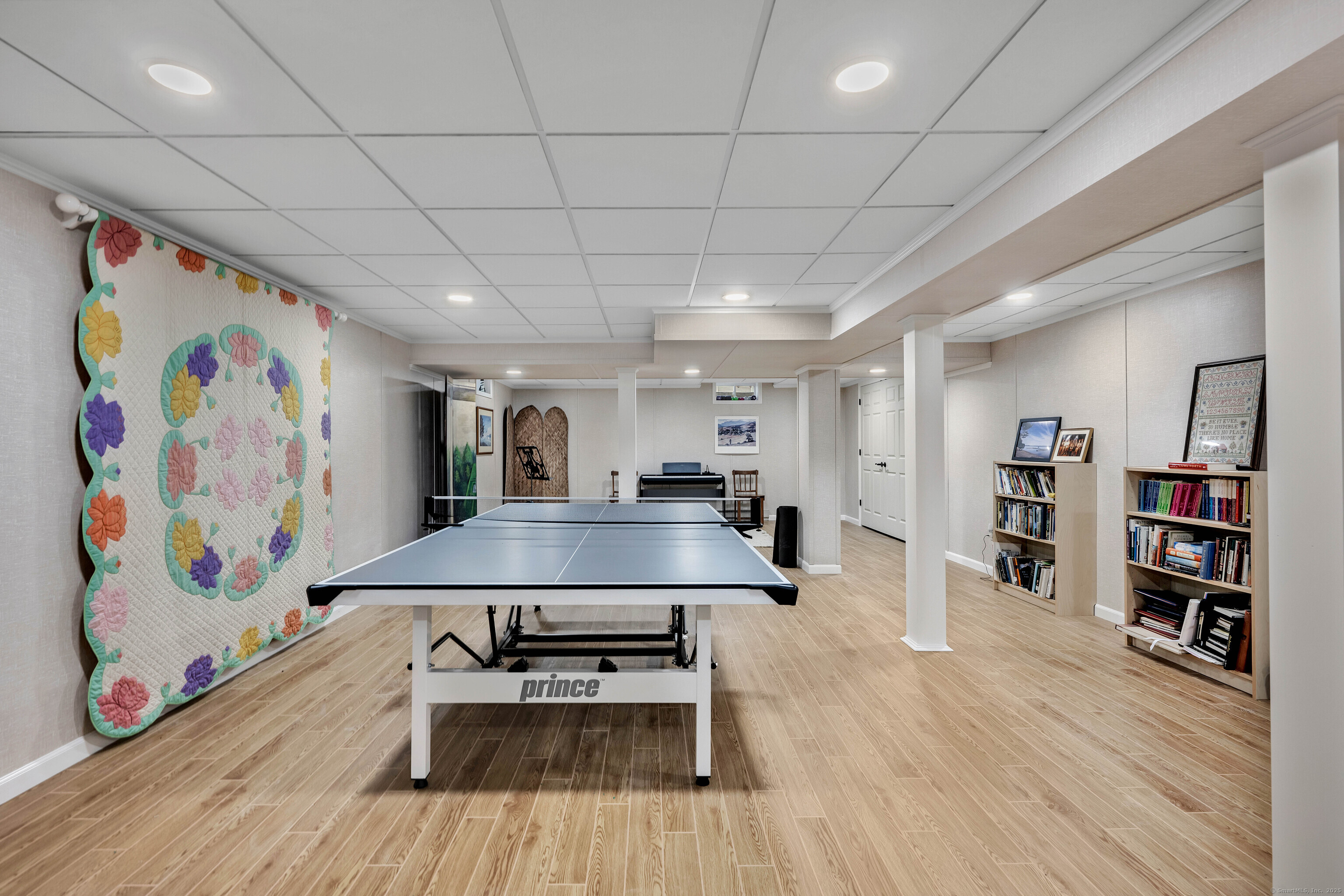27 Bantry Road, Simsbury, Connecticut image 29