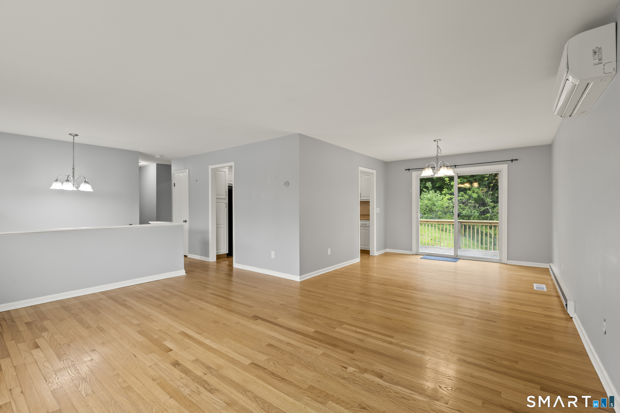 55 Hoyts Hill