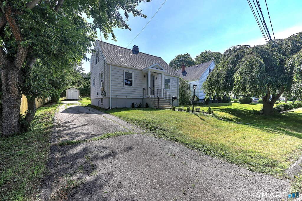 Photo of 18 Drake Street, Stratford, CT 06614 (MLS # 24194141)