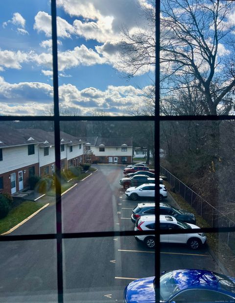 Tiny photo for 515 Scott Road #APT 43, Waterbury, CT 06705 (MLS # 24143009)
