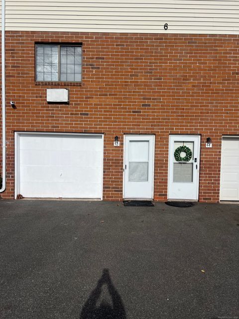 Tiny photo for 515 Scott Road #APT 43, Waterbury, CT 06705 (MLS # 24143009)