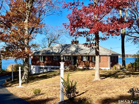 105 Fenwood Drive Old Saybrook CT 06475