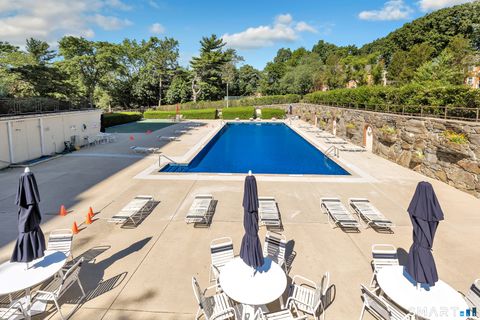 Tiny photo for 2625 Park Avenue #12H, Bridgeport, CT 06604 (MLS # 24143503)