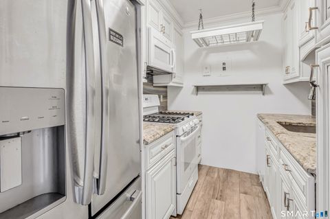 Tiny photo for 2625 Park Avenue #12H, Bridgeport, CT 06604 (MLS # 24143503)