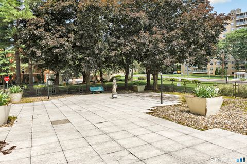 Tiny photo for 2625 Park Avenue #12H, Bridgeport, CT 06604 (MLS # 24143503)