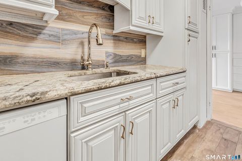 Tiny photo for 2625 Park Avenue #12H, Bridgeport, CT 06604 (MLS # 24143503)