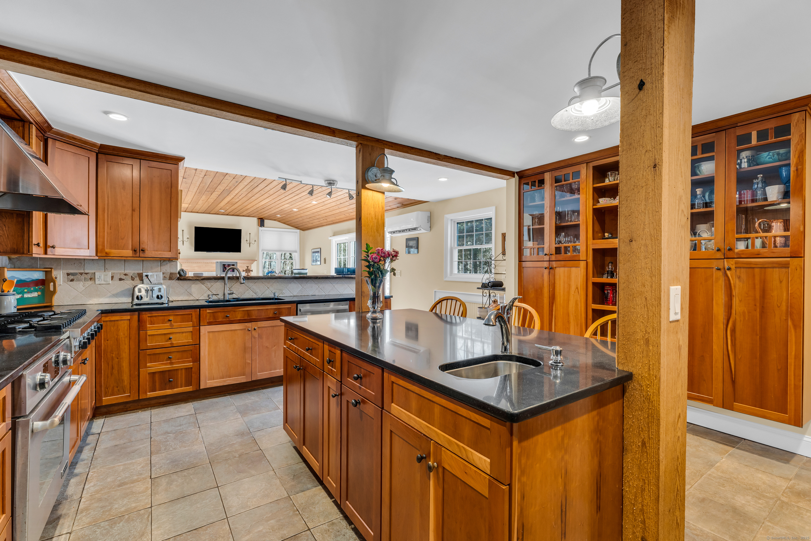 491 Little Meadow Road, Guilford, Connecticut image 4