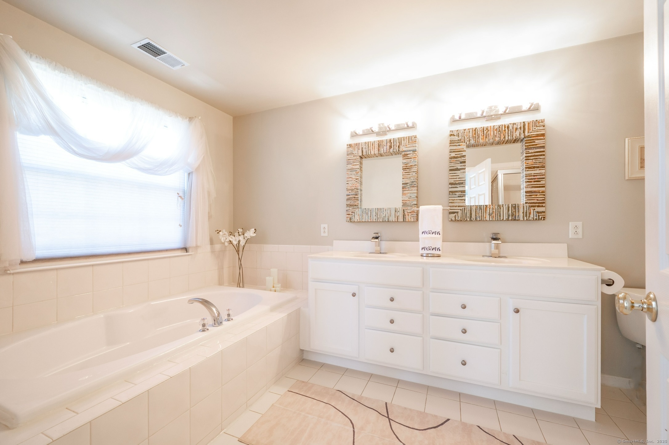 8 Cambridge Drive #8, Danbury, Connecticut image 15