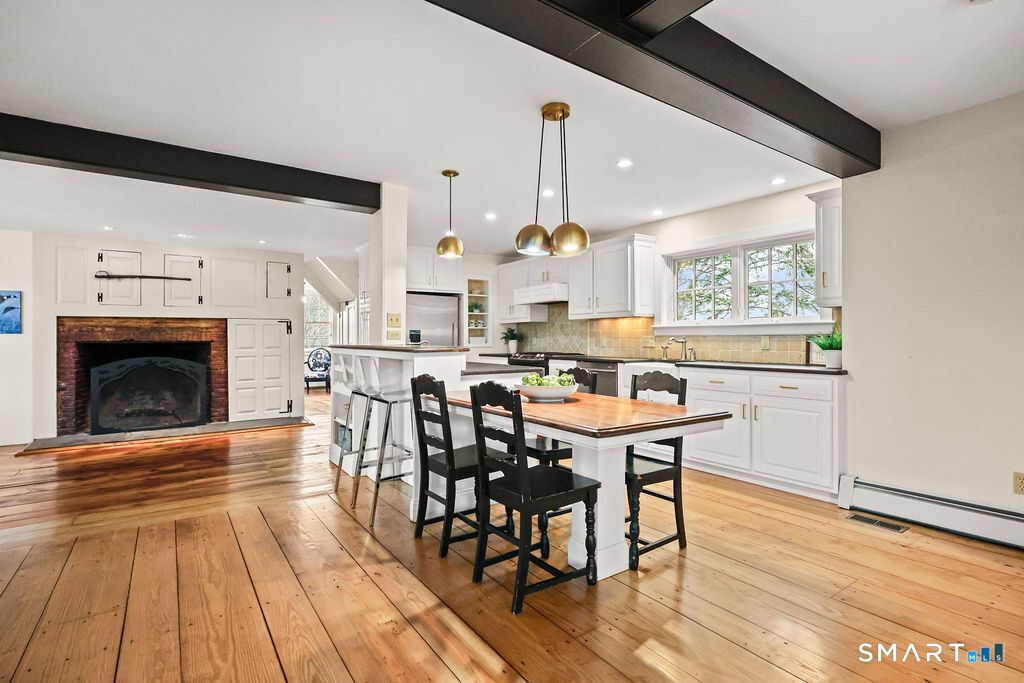 Photo of 131 Tryon Street, Glastonbury, CT 06073 (MLS # 24160521)