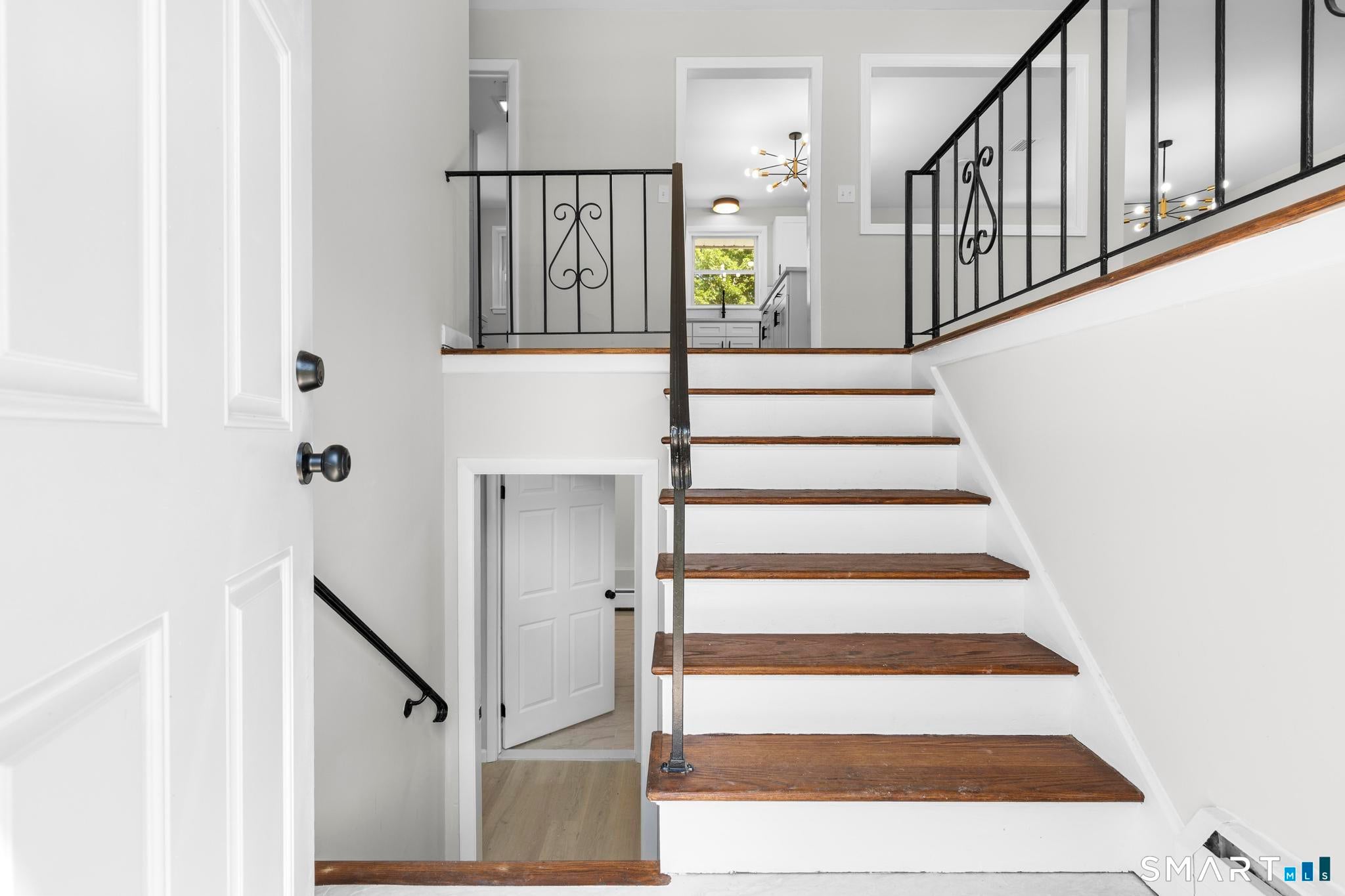 70 Ridge Crest Circle