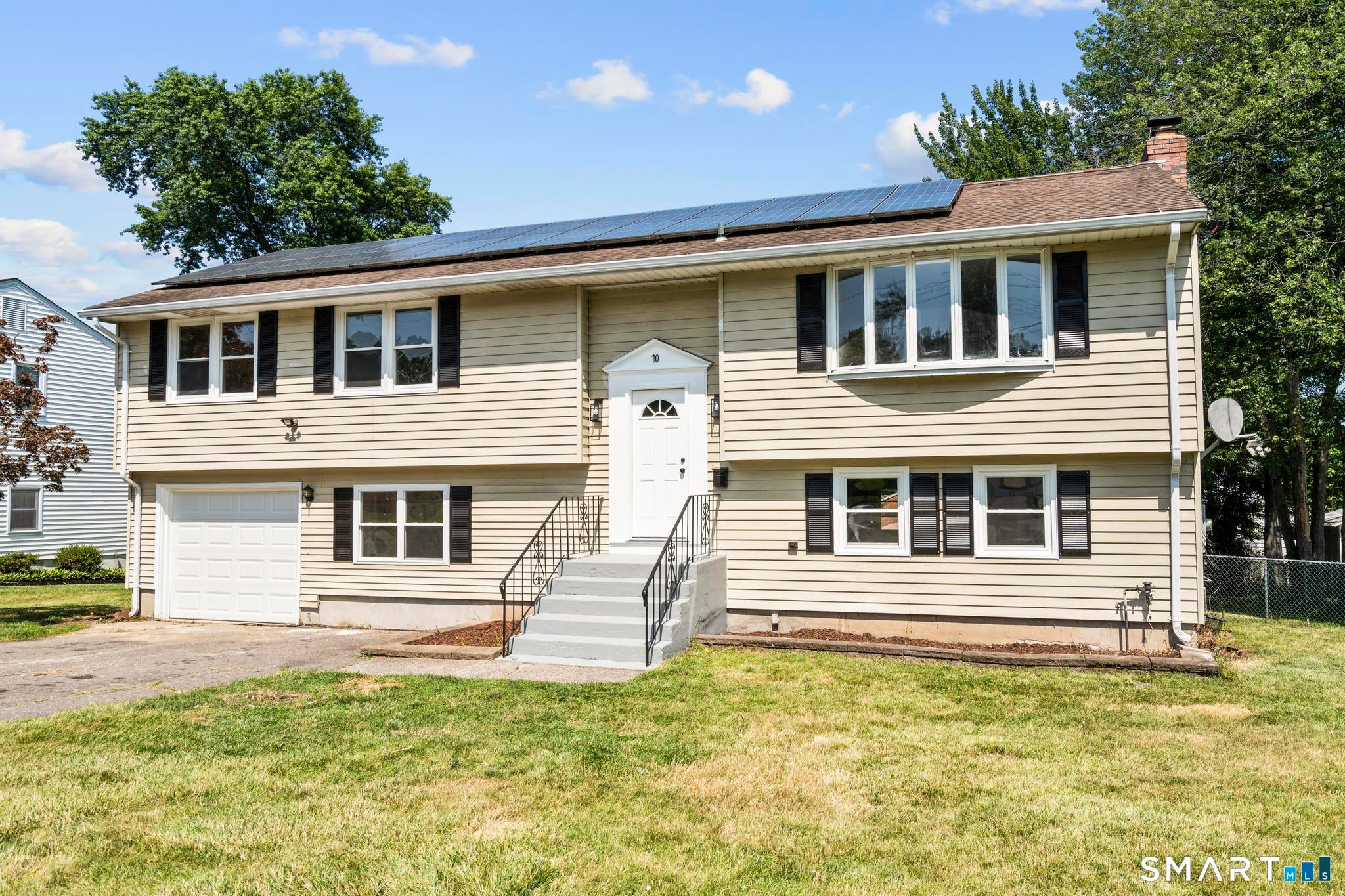 70 Ridge Crest Circle