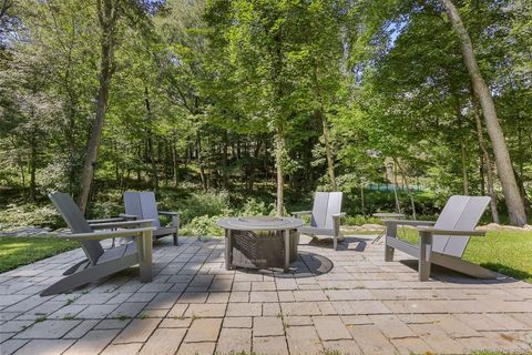 Tiny photo for 176 Logan Road, New Canaan, CT 06840 (MLS # 24147833)