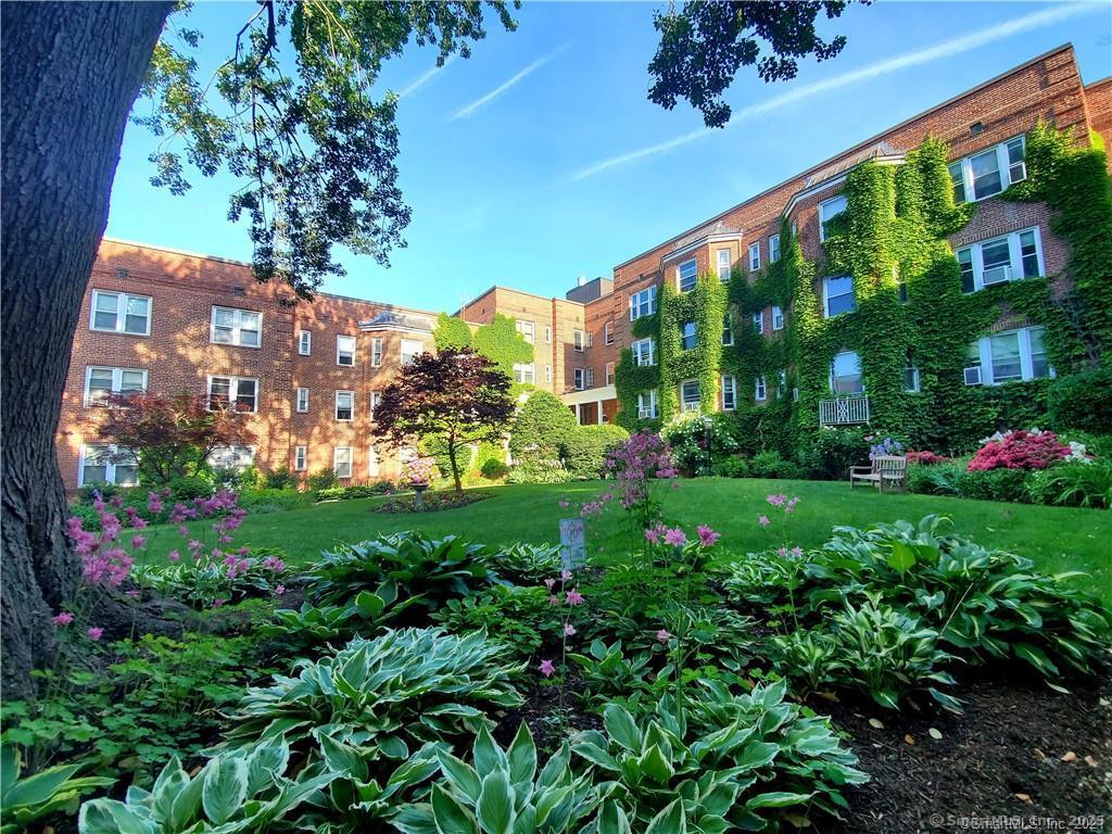 70 Strawberry Hill Avenue #APT 3-1C, Stamford, Connecticut image 1