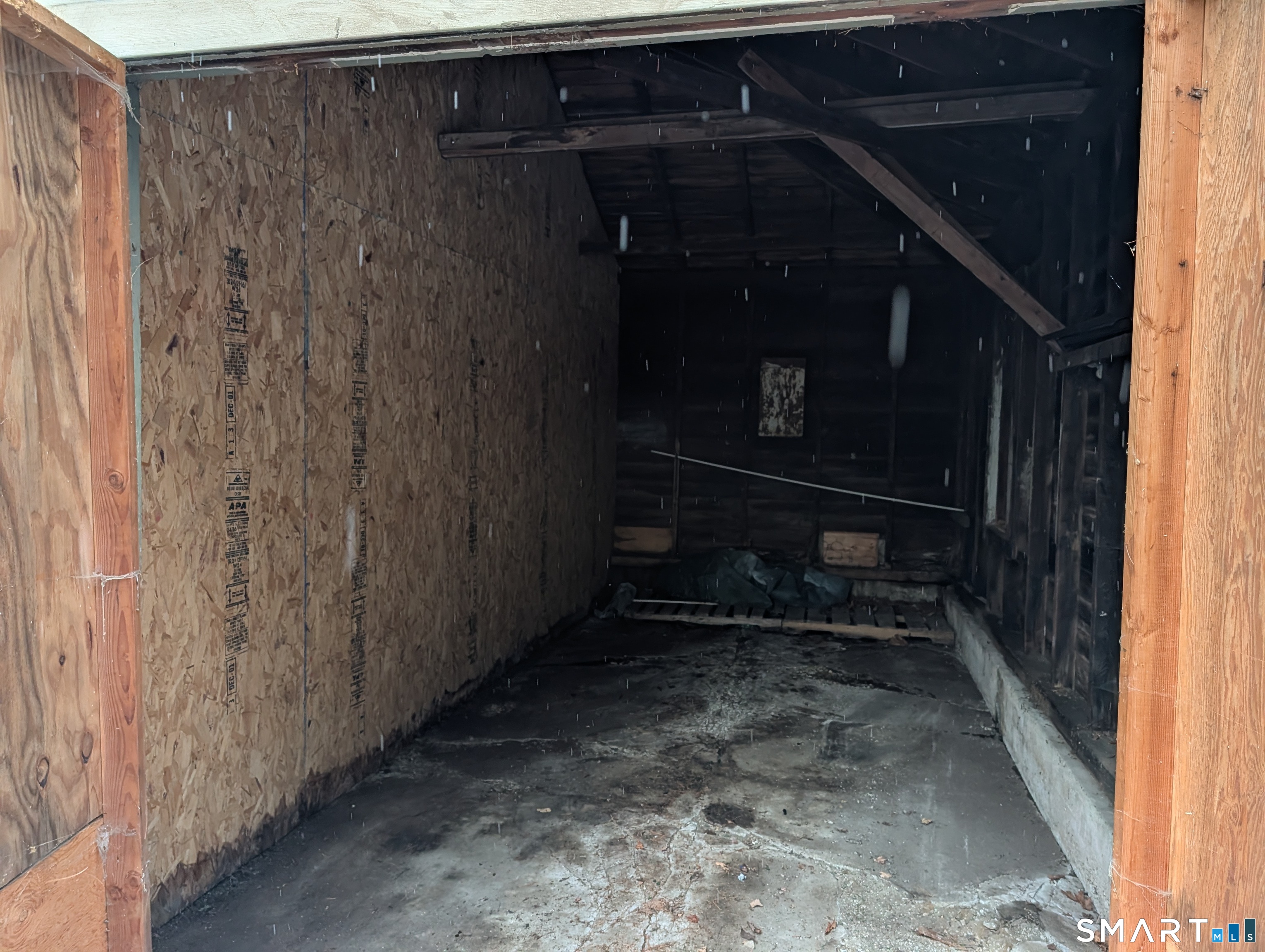 113 Elm Street Right