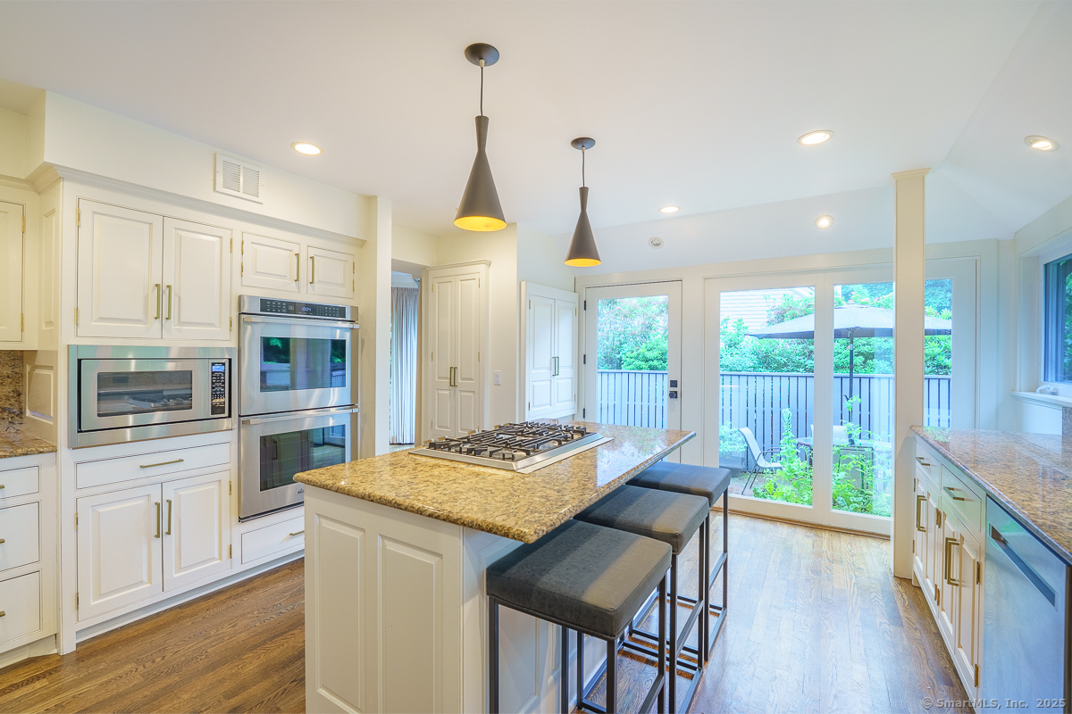 Stonington, Connecticut 06355, United States, 4 Bedrooms Bedrooms, ,4 BathroomsBathrooms,Residential,Active,167694