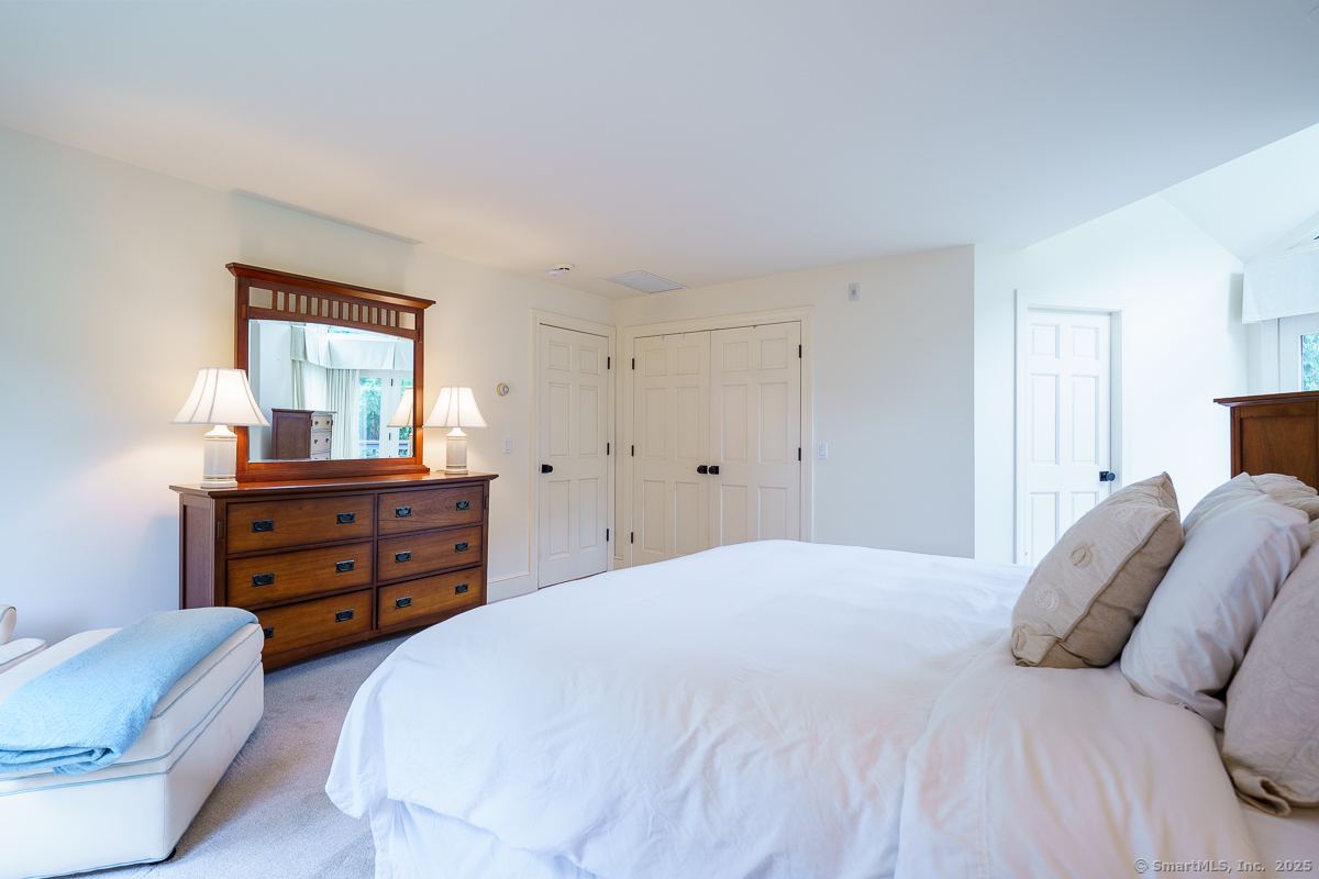 Stonington, Connecticut 06355, United States, 4 Bedrooms Bedrooms, ,4 BathroomsBathrooms,Residential,Active,167694