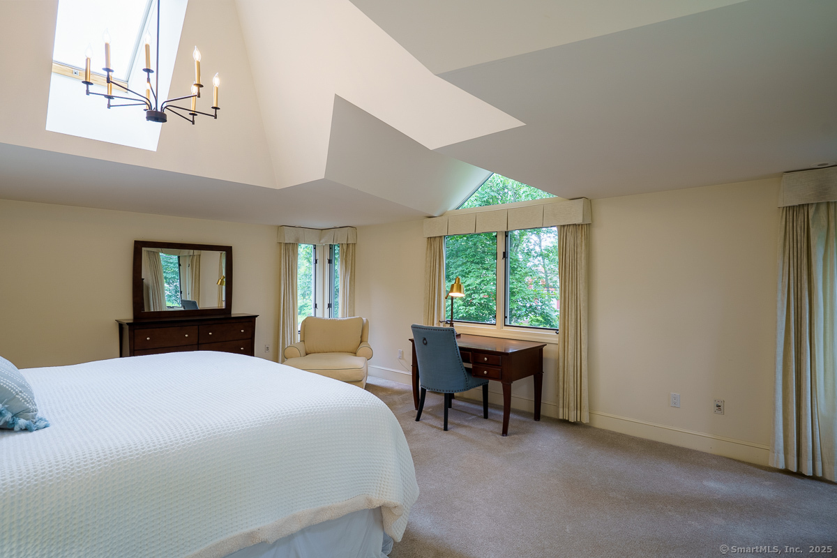 Stonington, Connecticut 06355, United States, 4 Bedrooms Bedrooms, ,4 BathroomsBathrooms,Residential,Active,167694