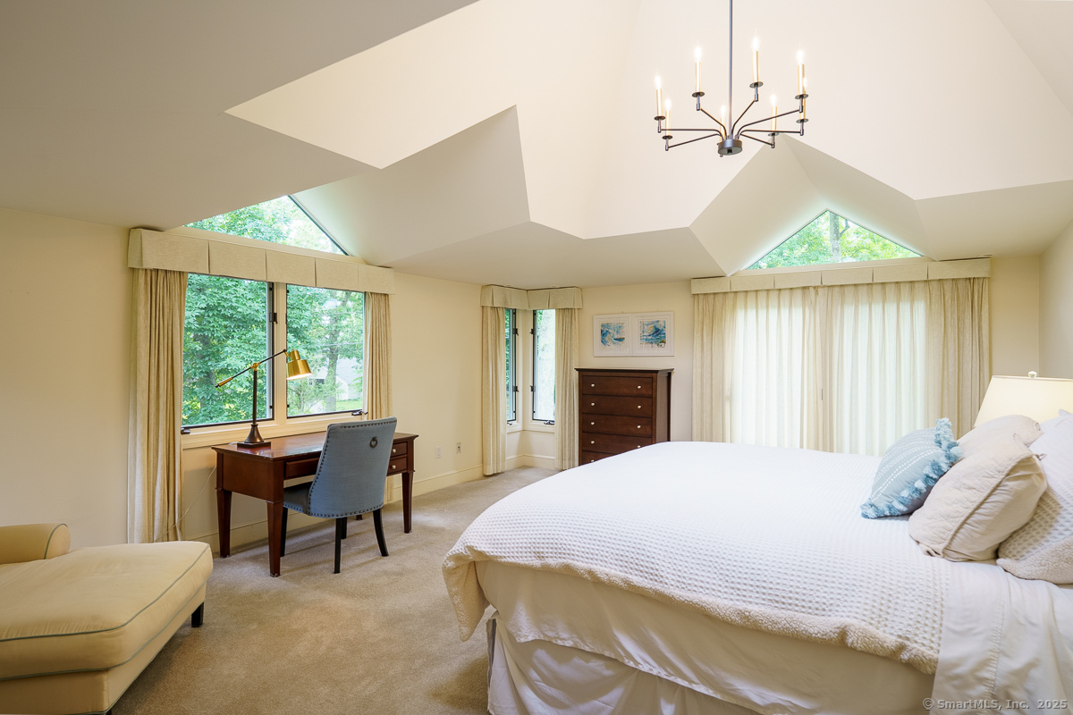 Stonington, Connecticut 06355, United States, 4 Bedrooms Bedrooms, ,4 BathroomsBathrooms,Residential,Active,167694