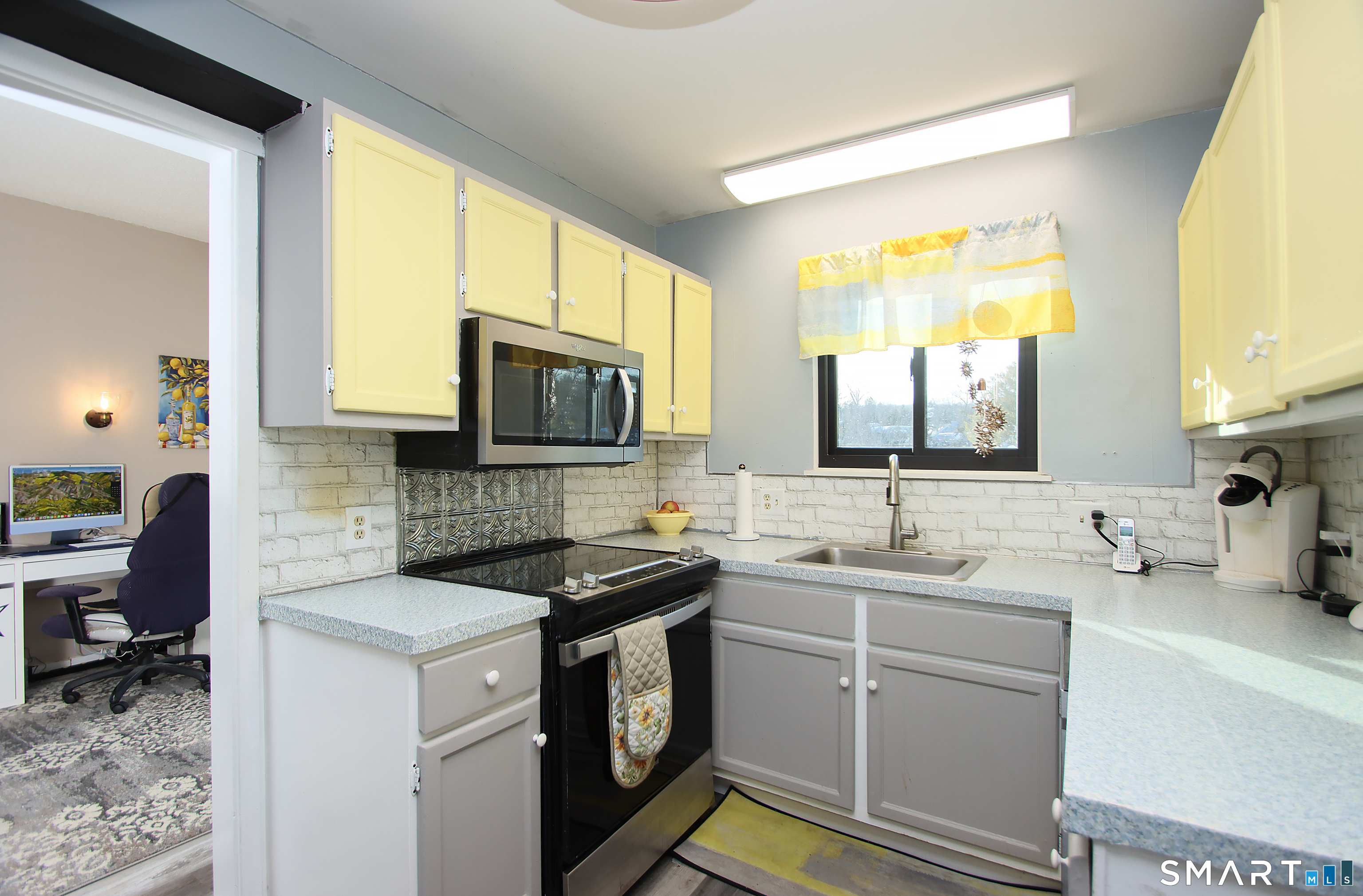 315 Heritage Village B