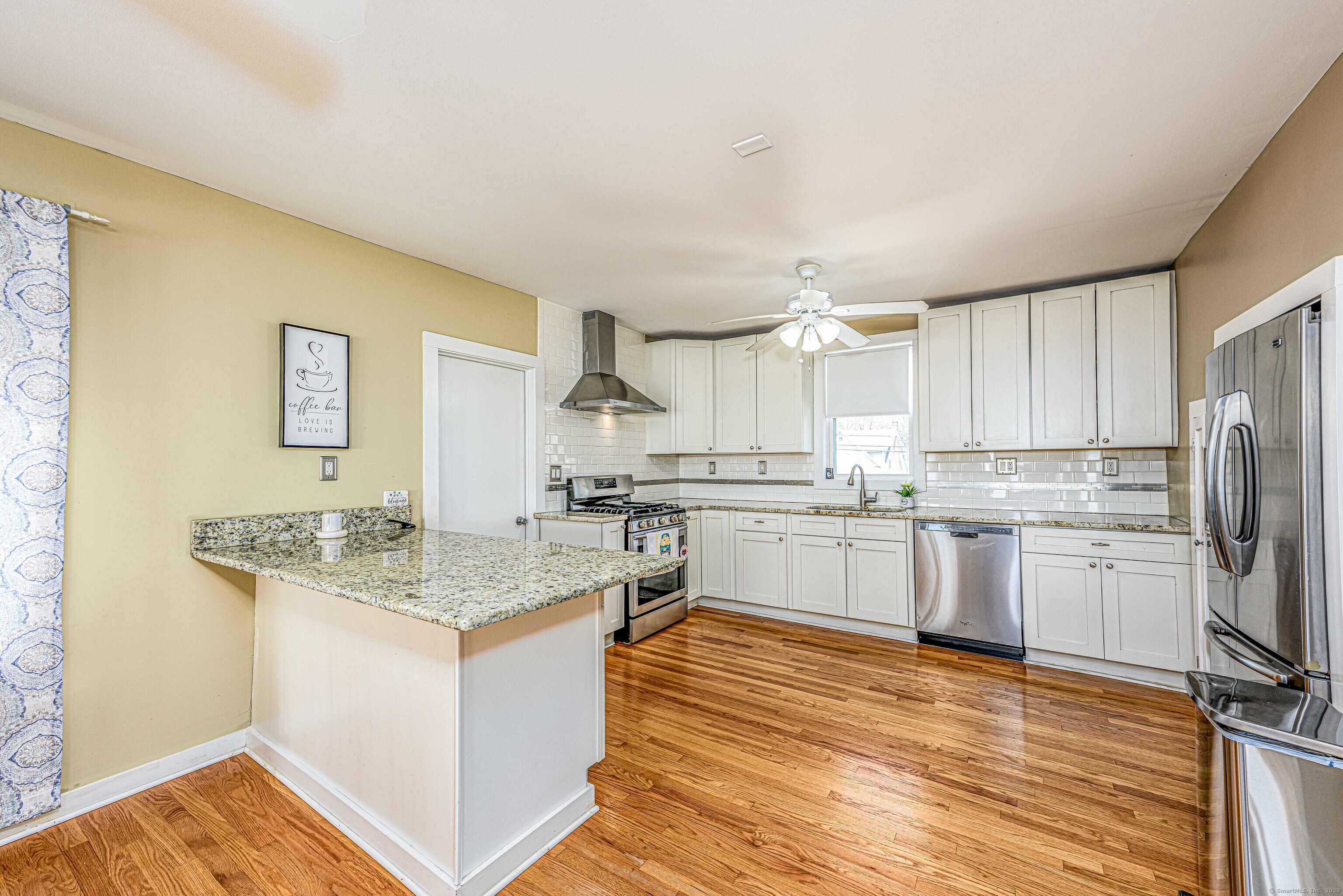 254 Cosey Beach Avenue, East Haven, Connecticut image 15
