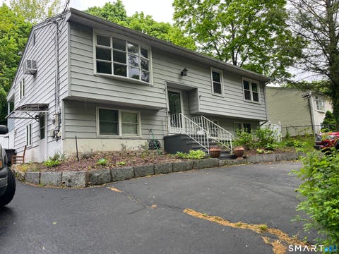 Homes For Sale - 160 Russell Street<br/> New Haven, CT 06513