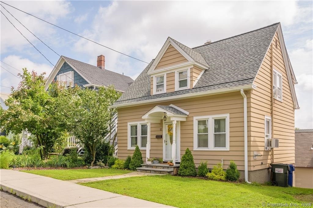 15 Smith Street, Danbury, Connecticut image 1