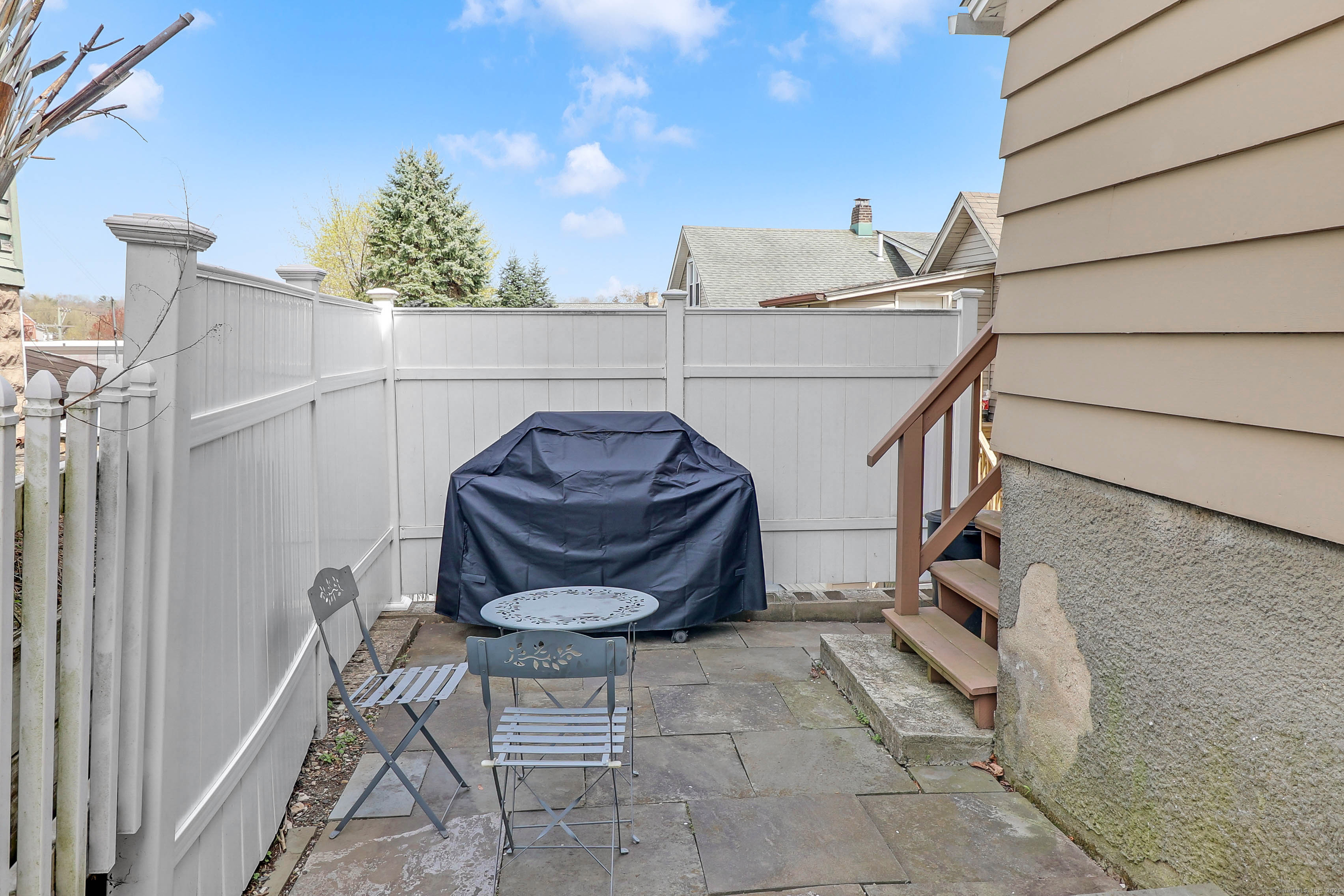 15 Smith Street, Danbury, Connecticut image 25