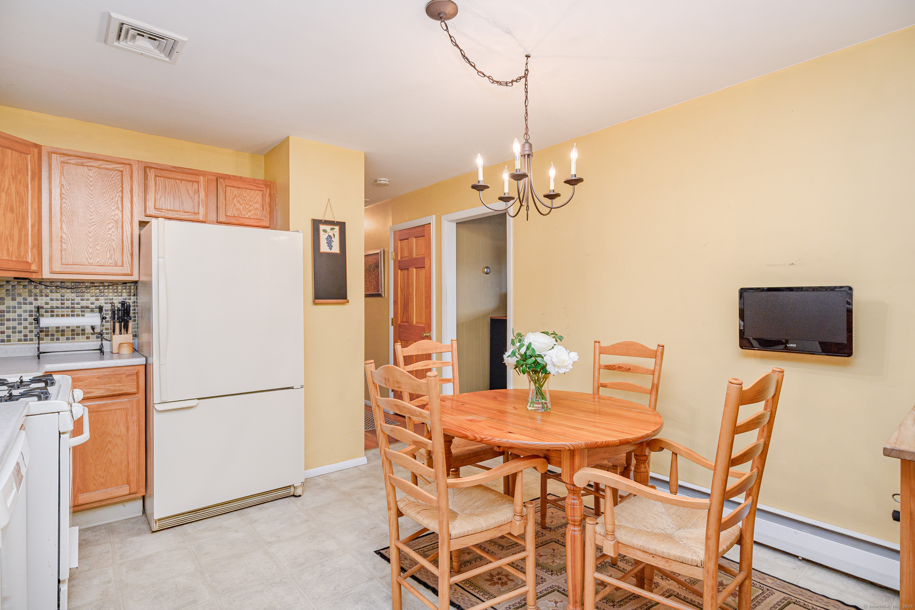 12 Berkshire Drive, Brookfield, Connecticut image 8