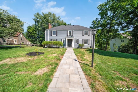 Photo of 38 Roberts Lane, West Hartford, CT 06107 (MLS # 24197805)