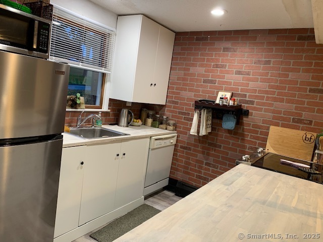 56 Thomas Street APT 1
