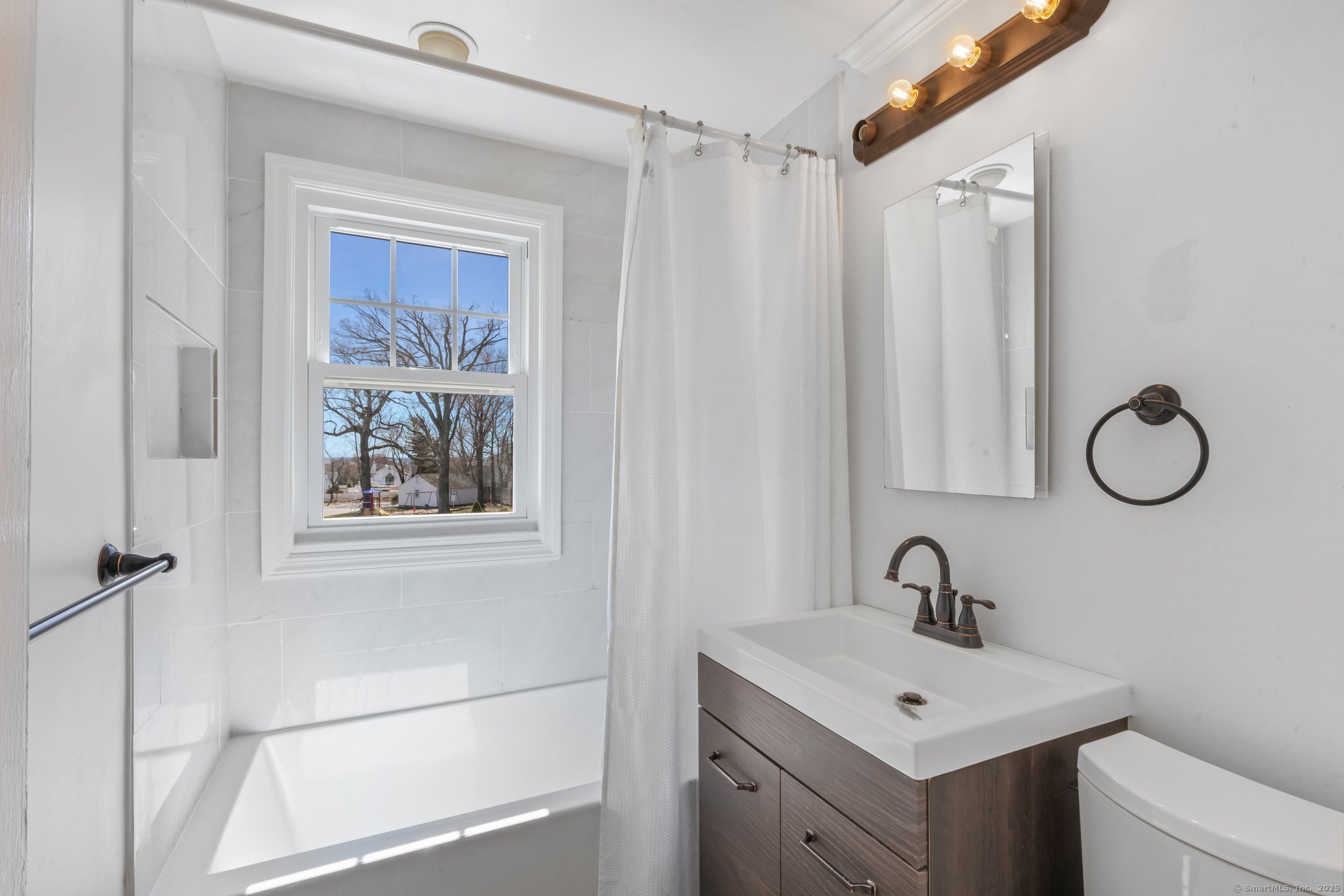 409 Sylvan Knoll Road, Stamford, Connecticut image 10