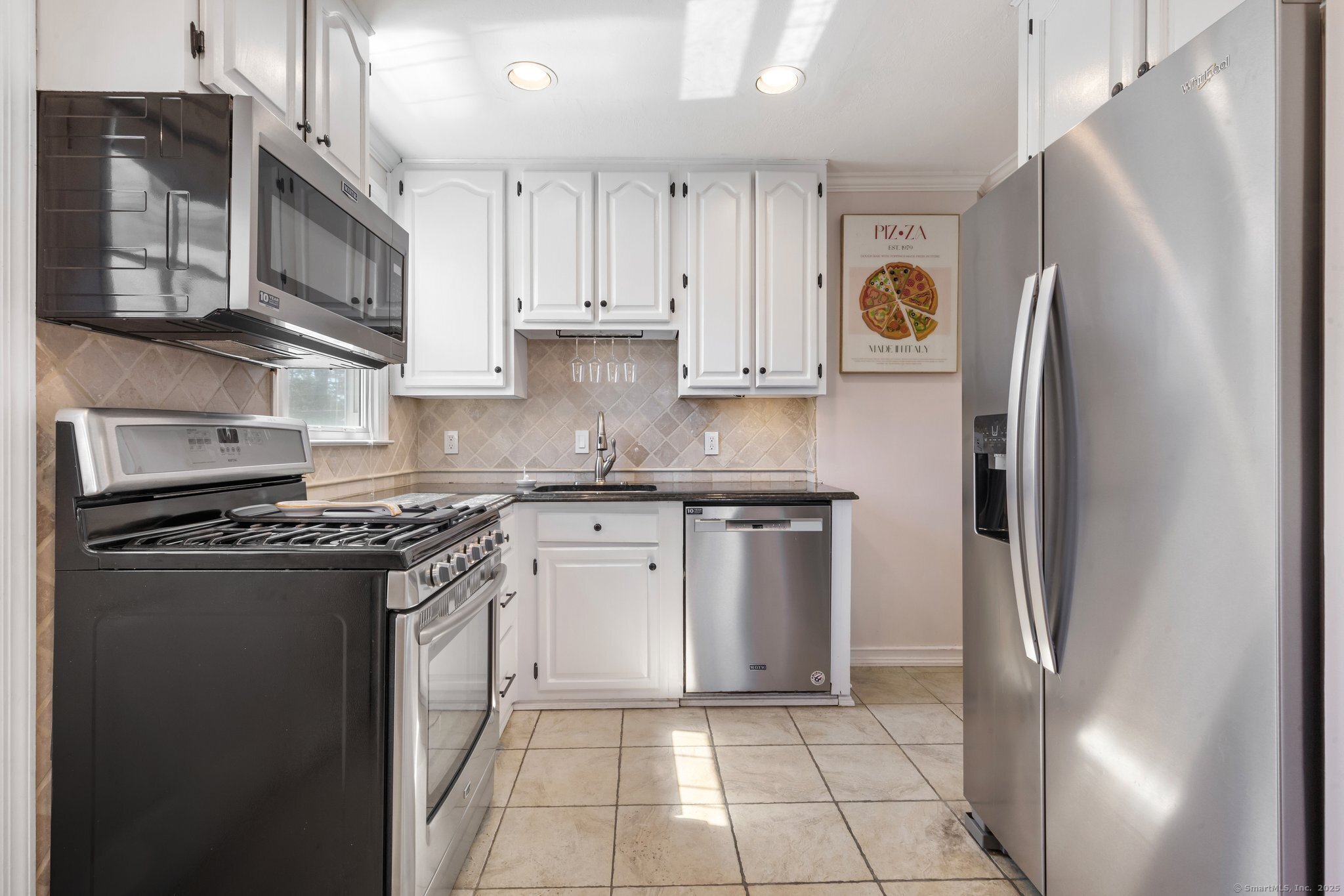 409 Sylvan Knoll Road, Stamford, Connecticut image 7
