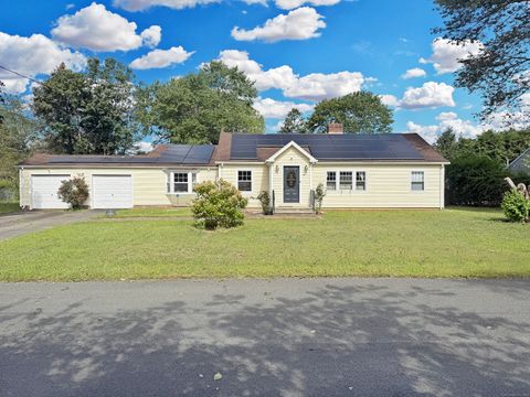 64 Dohm Avenue Guilford CT 06437