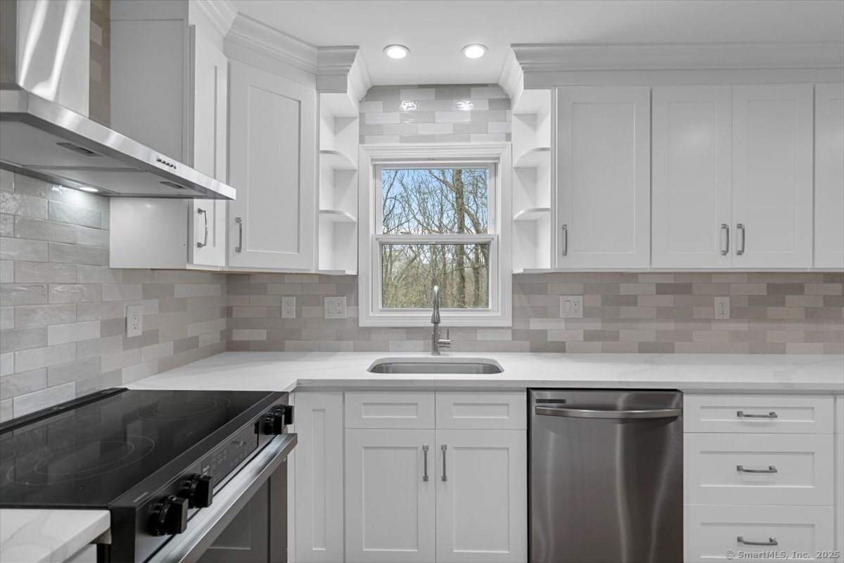 94 Sportsman Hill Road, Madison, Connecticut image 15
