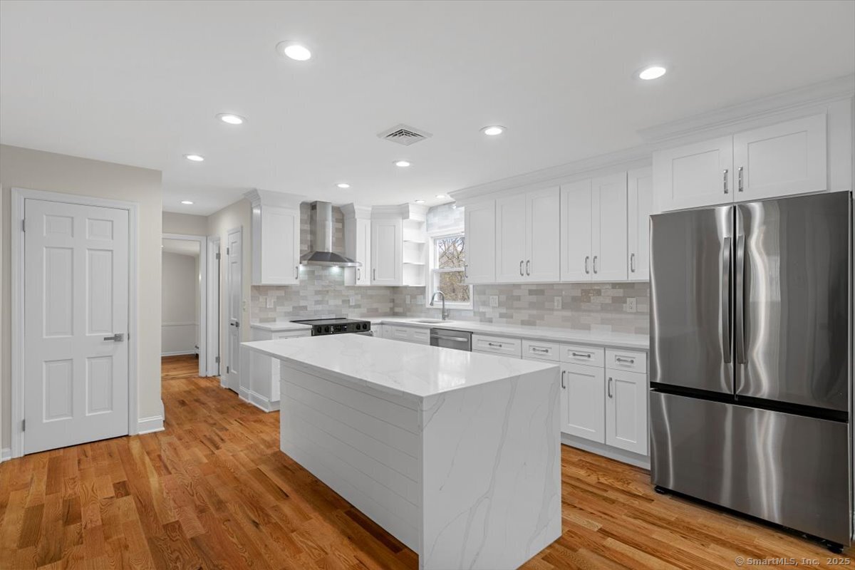 94 Sportsman Hill Road, Madison, Connecticut image 13