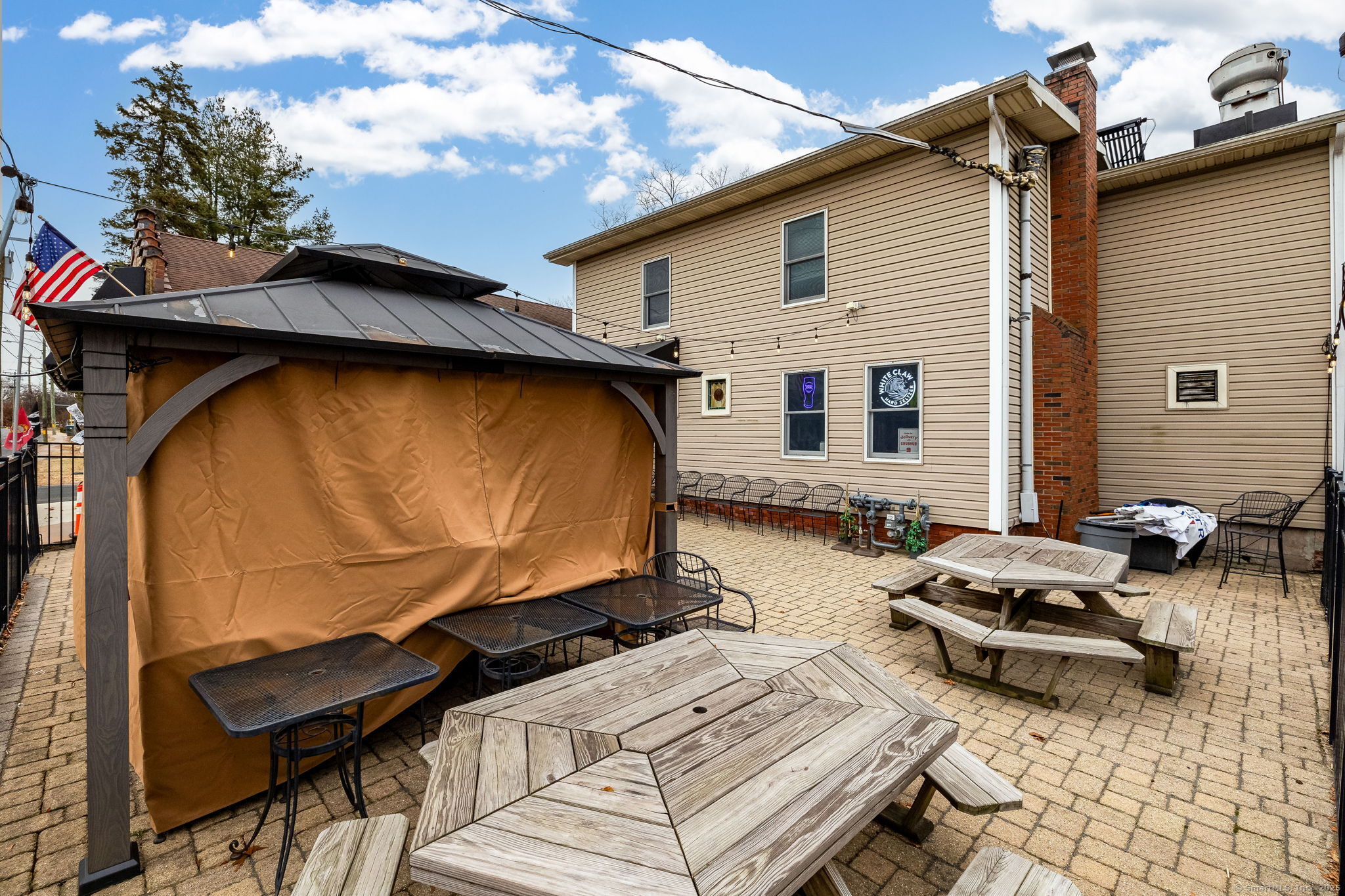 378 Hartford Road