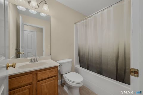 Tiny photo for 15 Freedom Way #22, East Lyme, CT 06357 (MLS # 24148544)