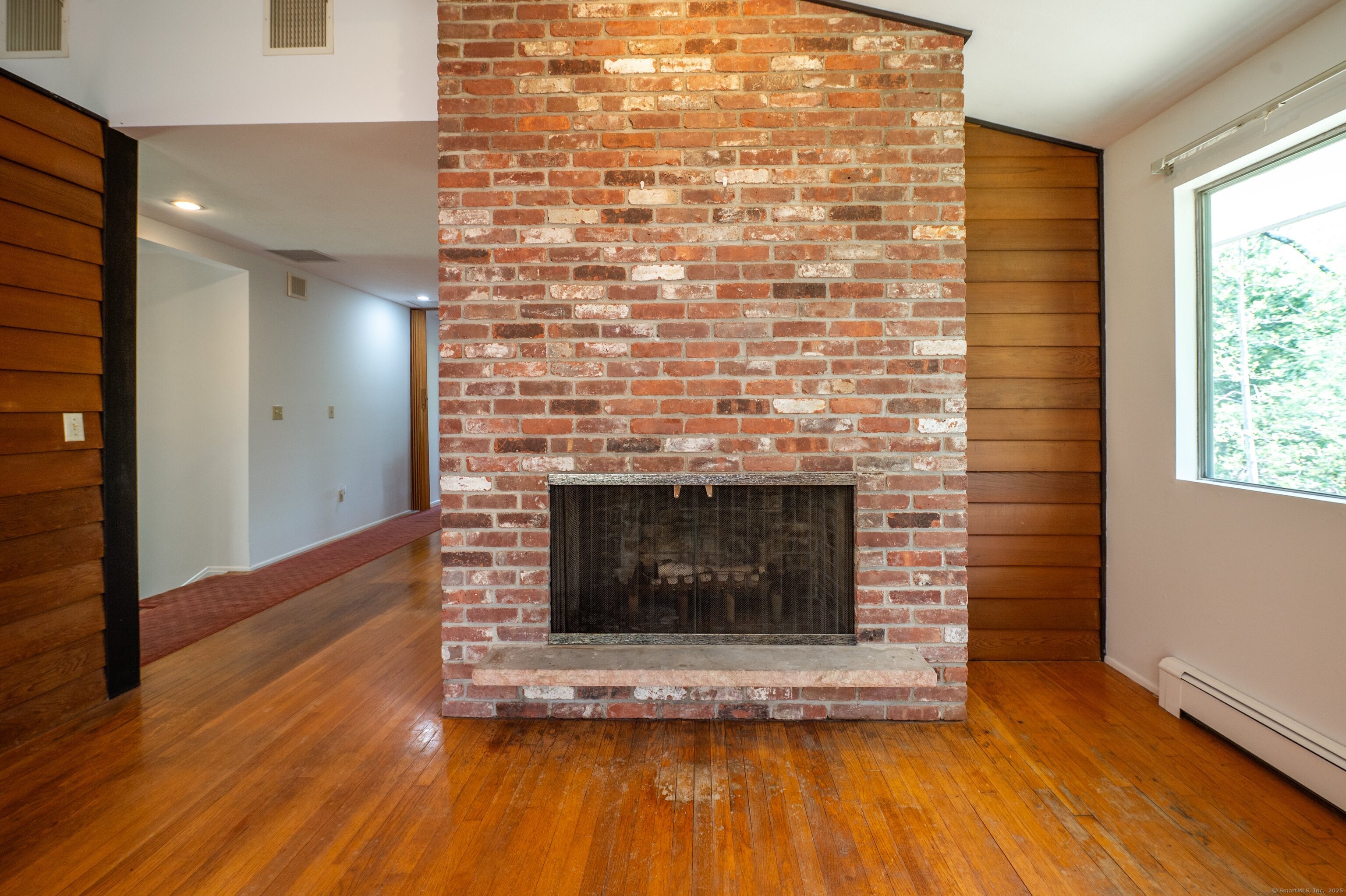 87 Pleasant Drive, Bethany, Connecticut image 9