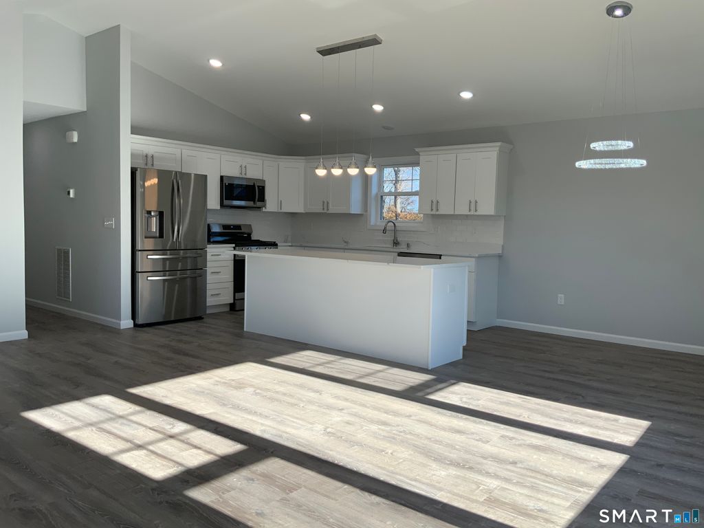 Photo of 31 Hinman Street, West Haven, CT 06516 (MLS # 24144792)