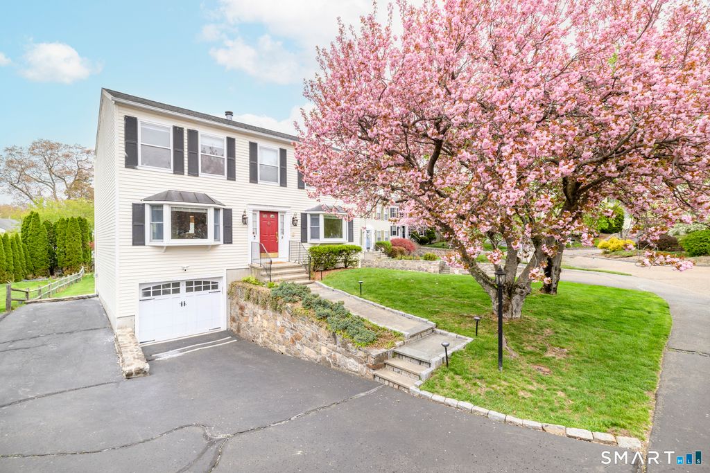 Photo of 5 Lacey Lane, Norwalk, CT 06854 (MLS # 24169202)
